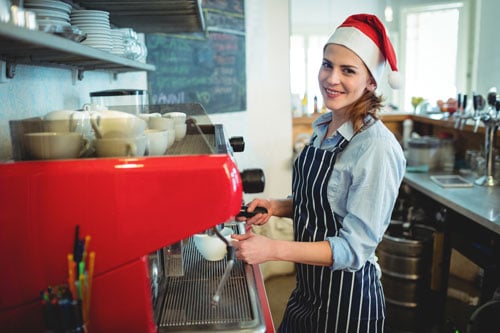 8 Holiday Customer Service Tips for Thriving Coffee Shops